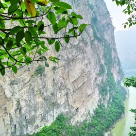 Hanging Coffin of Bo People