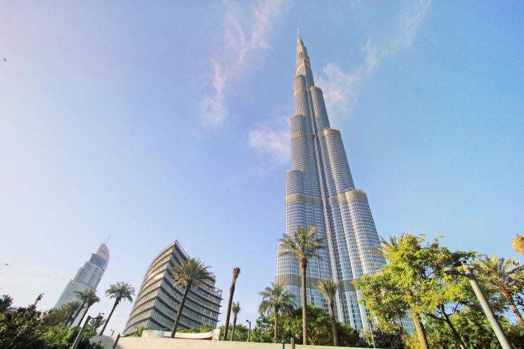 Burj Khalifa Travel Guidebook Must Visit Attractions In Dubai Burj Khalifa Nearby Recommendation Trip Com