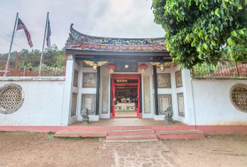 Sam Po Kong Temple Popular Attractions Photos
