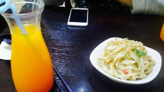 Xiangxiang Rice Noodles