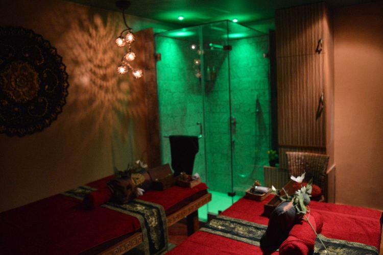 Nirvana Spa 'n' Wellness Centre travel guidebook must visit