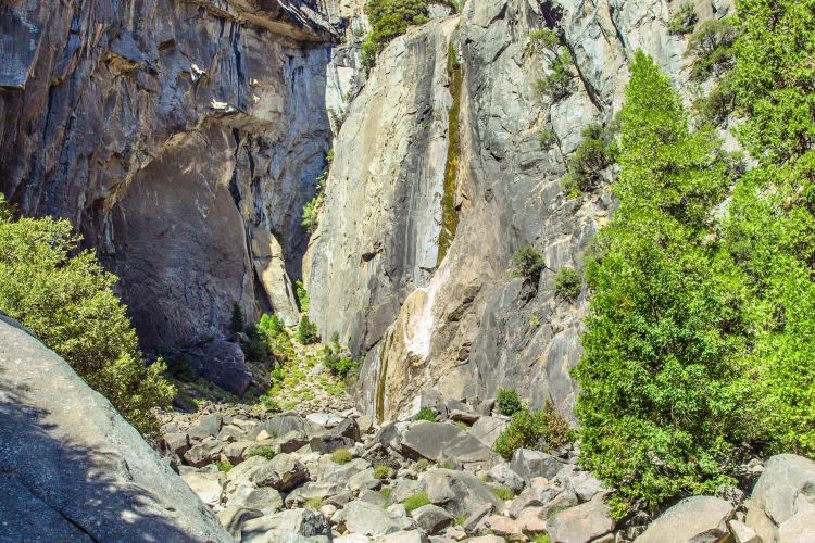 ヨセミテ国立公園 ブライダルベール滝 評判 案内 トリップドットコム