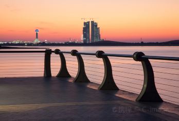 Abu Dhabi Corniche and Breakwater Popular Attractions Photos