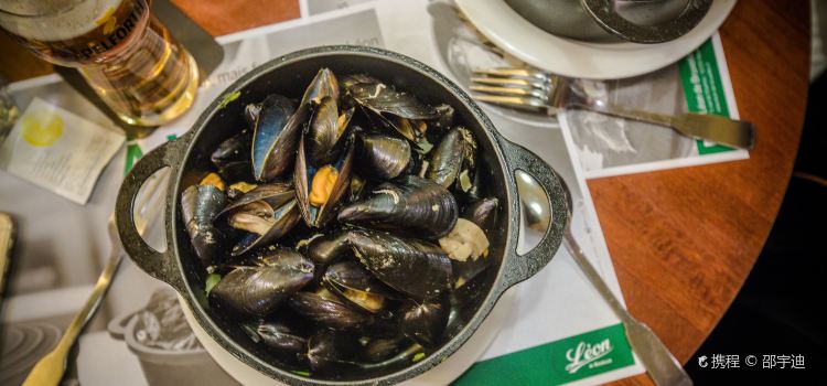 Restaurant Leon De Bruxelles Champs Elysees Reviews Food Drinks In Ile De France Paris Trip Com Restaurant Leon De Bruxelles Champs Elysees Reviews Food Drinks In Ile De France Paris Trip Com