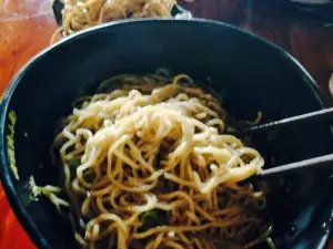 Laochengjie Ssmall Noodles (duobaoli)