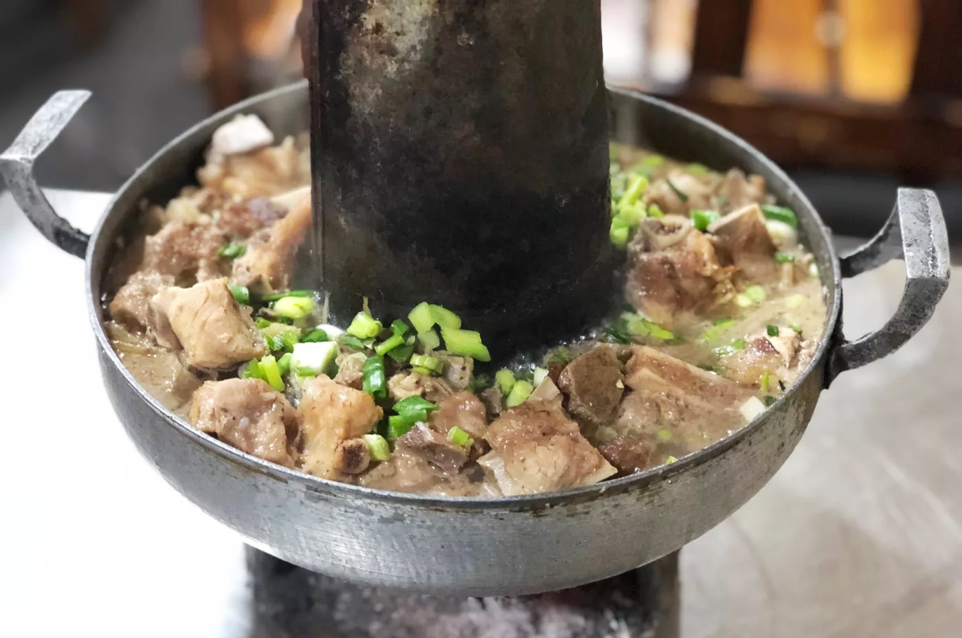 Liang Zhi Mao Zhi Bao Yu Li Jia Jia Seafood Reviews Food Drinks In Yunnan Lijiang Trip Com