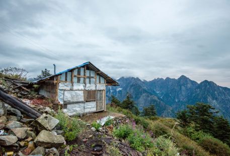 Jiufeng Mountain Scenic Area