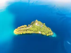 博凹島