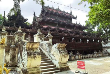 Golden Palace Monastery Shwenandaw Kyaung