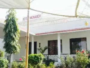 hotel Monarch bharatpur