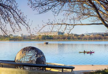 Lake Burley Griffin Popular Attractions Photos