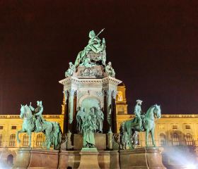 Monument to Maria Theresa