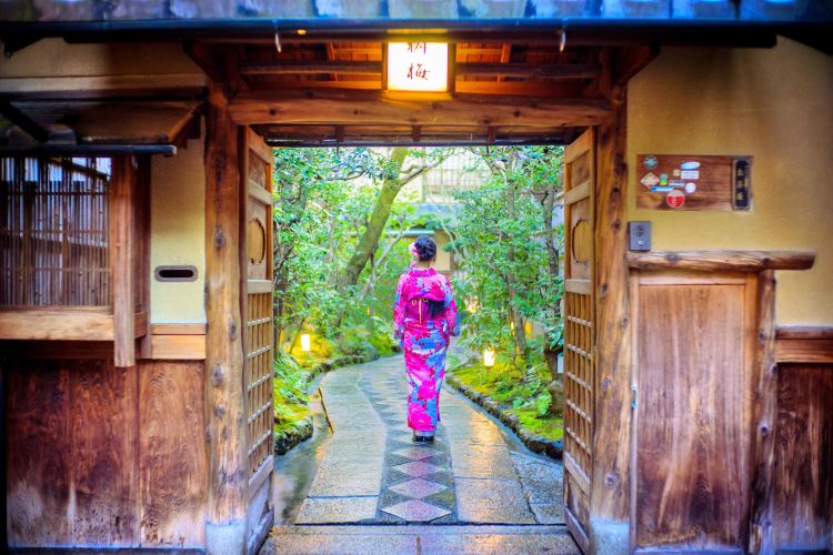 花見小路旅遊攻略指南 花見小路評價 花見小路附近推薦 Trip Com 花見小路旅遊攻略指南 花見小路評價 花見小路附近推薦 Trip Com