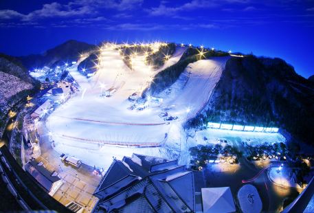 伊利希安江村度假村滑雪場