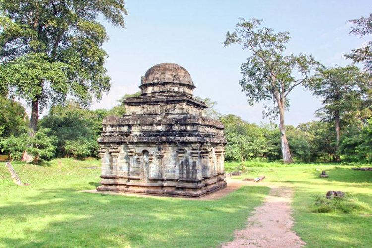 Shiva Devale No.2 travel guidebook –must visit attractions in Polonnaruwa – Shiva Devale No.2 nearby recommendation – Trip.com