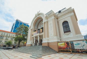 Saigon Opera House Popular Attractions Photos