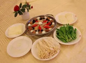 Xueyucangjia Hot Pot (zong)