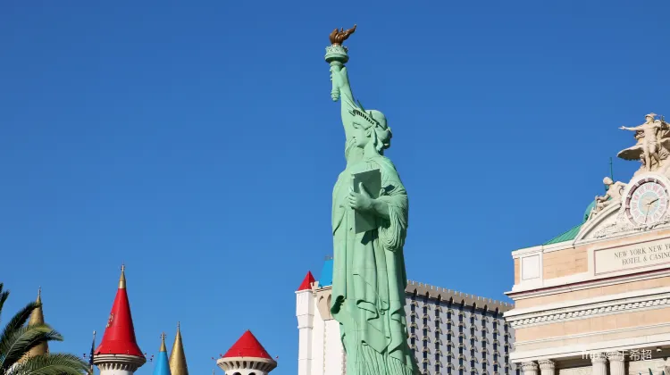 ラスベガス 自由の女神像 評判 案内 トリップドットコム