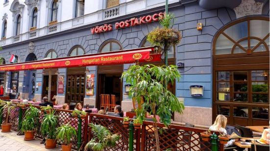 Voros Postakocsi Restaurant