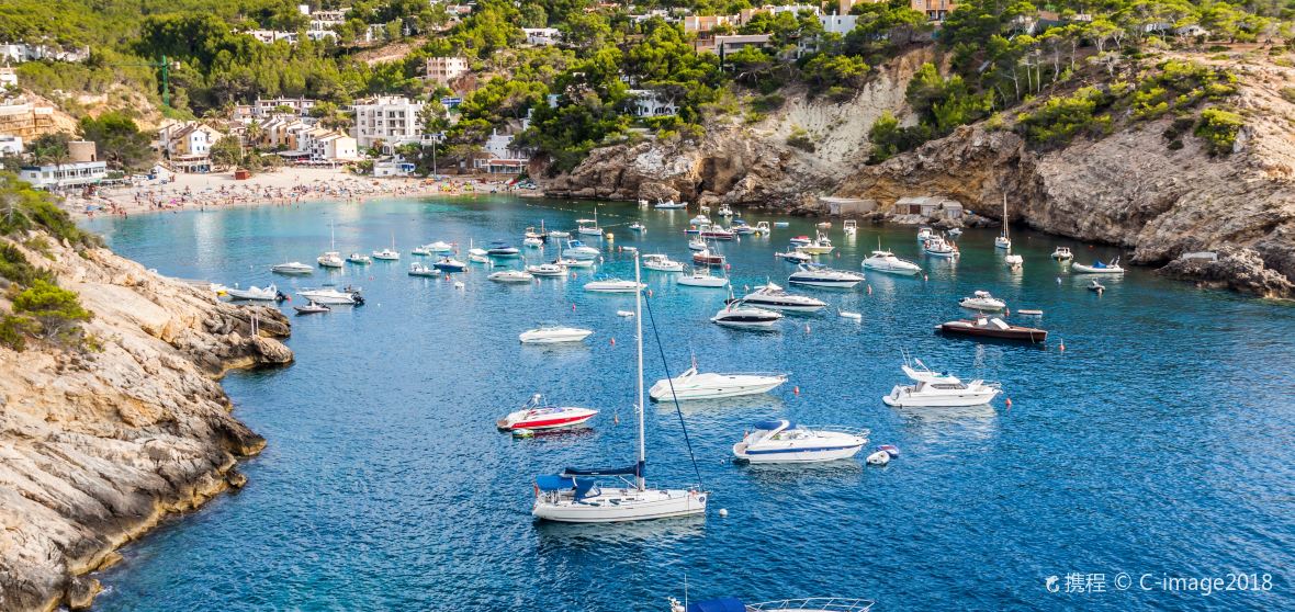 IBIZA Travel Guide 2024 - Best Towns, Beaches & Attractions
