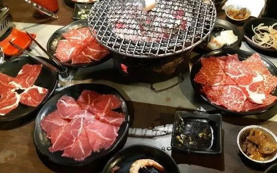 逐鹿炭火燒肉(高雄打狗總店)