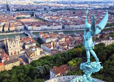 Lyon