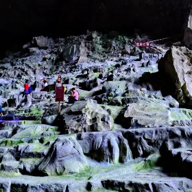 Baimo Cave