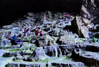 Baimo Cave Popular Attractions Photos