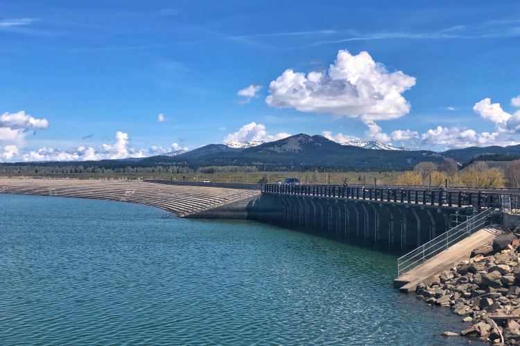 Jackson Lake Dam travel guidebook must visit attractions in Grand