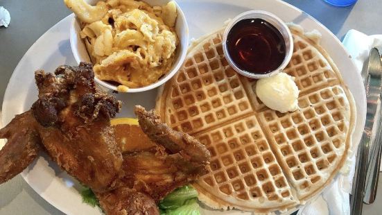 Home Of Chicken And Waffles Reviews Food Drinks In California Oakland Trip Com