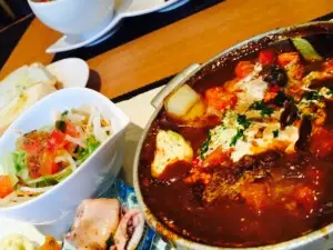 Stone Pot Dining Dining en
