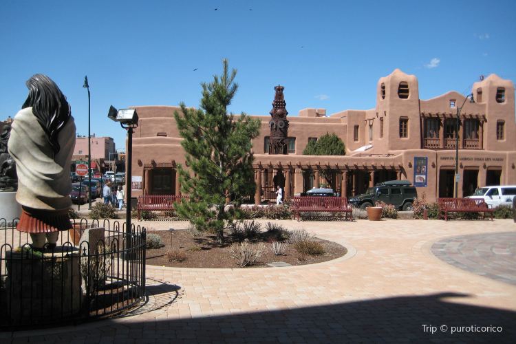 Web this fascinating museum that's part of the esteemed institute of american indian arts (iaia) is just a block from the plaza and contains the largest collection—some 7,500 works—of contemporary. 산타페 IAIA Museum of Contemporary Native Arts (MoCNA) 정보 및 후기 트립닷컴