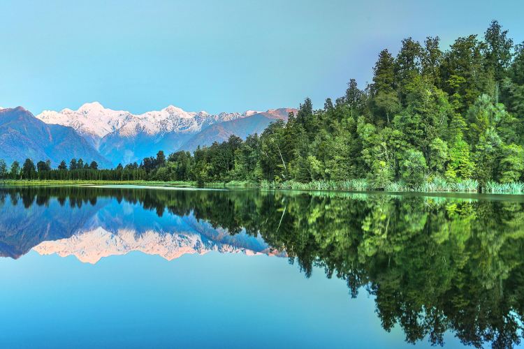 Lake Matheson Walk travel guidebook must visit attractions in Mount Cook National Park Lake