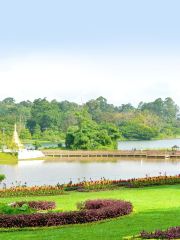 Maymyo Botanical Garden (National Kandawgyi Park)
