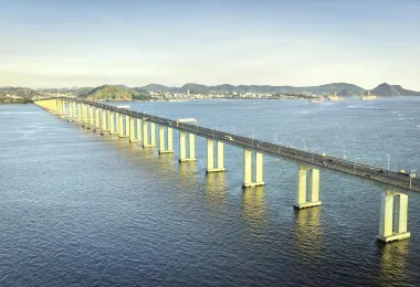 尼特羅伊跨海大橋 熱門景點照片