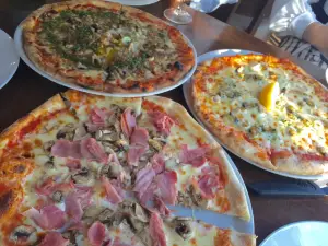 Hello Pizzaiolo Pizza Restaurant (wanda)