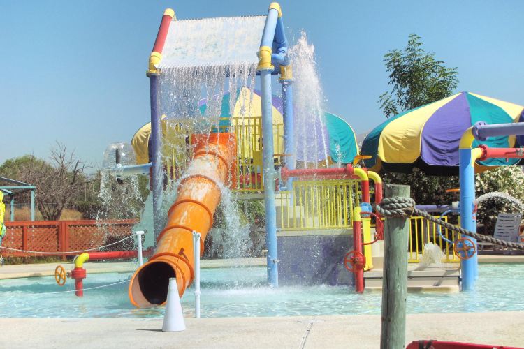 サンノゼ レイジングウォーター遊園地 評判 案内 トリップドットコム