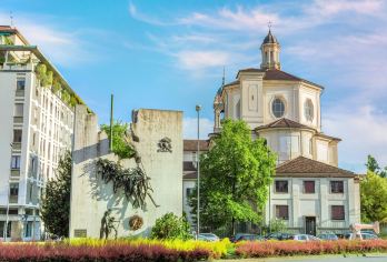 聖伯納迪諾骨教堂 熱門景點照片