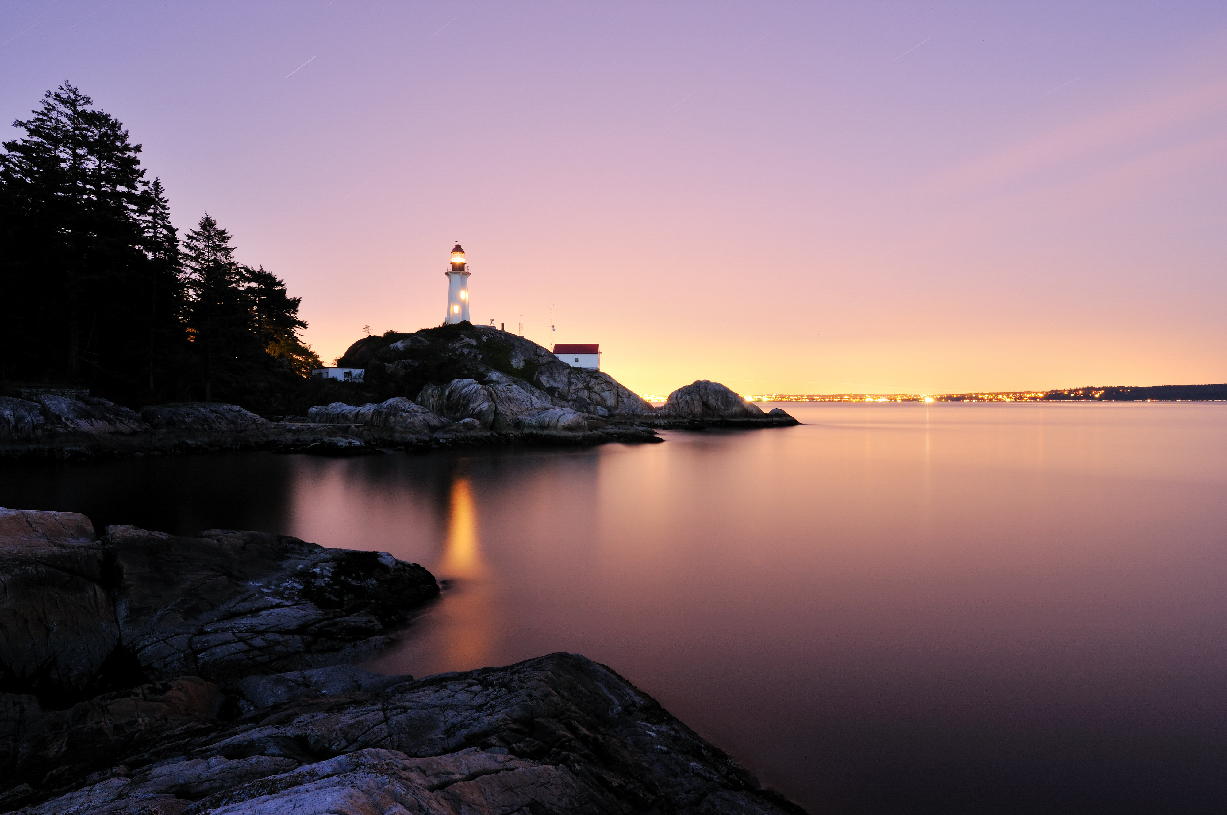 Lighthouse park travel guidebook –must visit attractions in West Vancouver  – Lighthouse park nearby recommendation – Trip.com