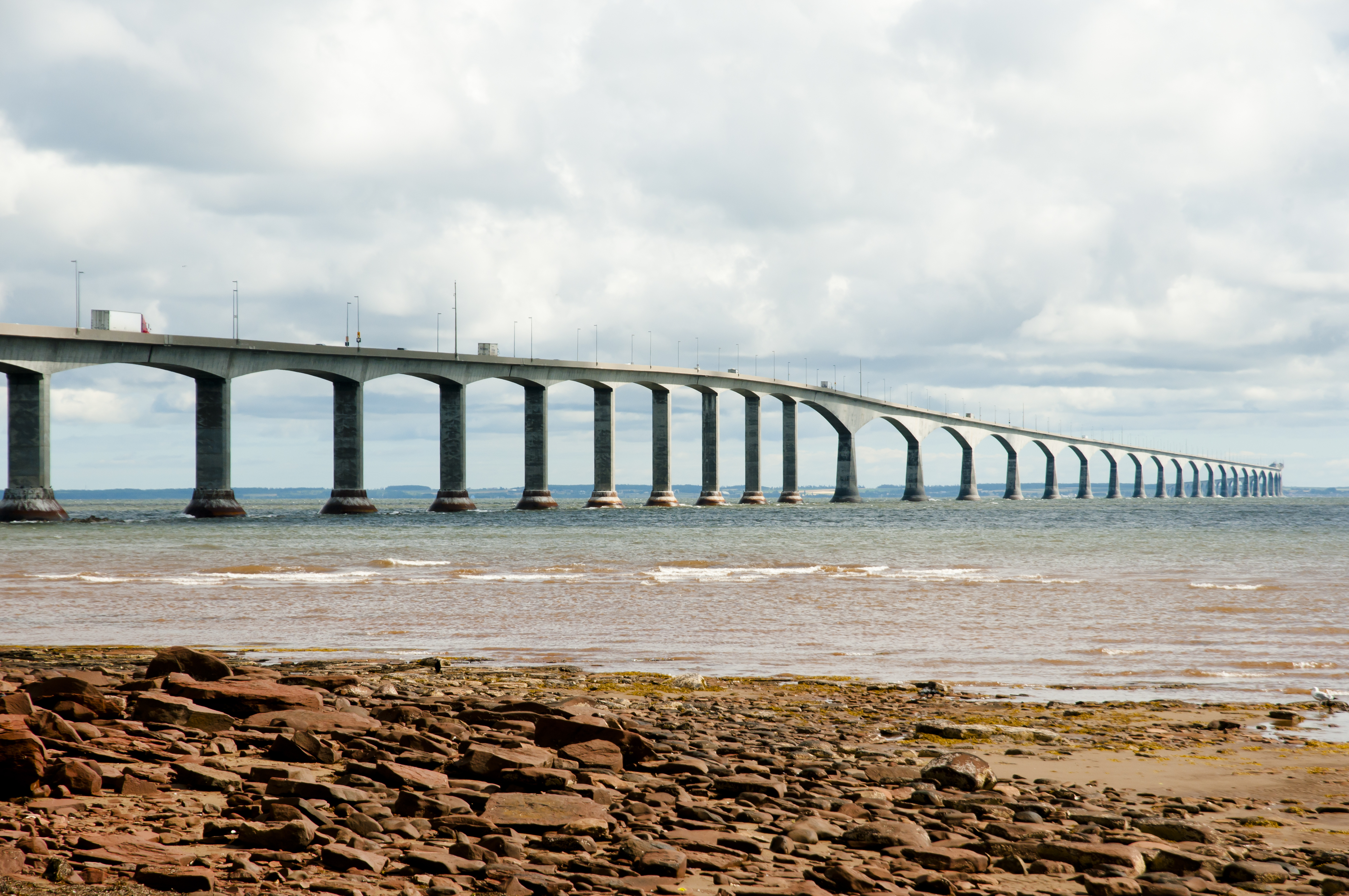 プリンスエドワード島 Confederation Bridge 評判 案内 トリップドットコム