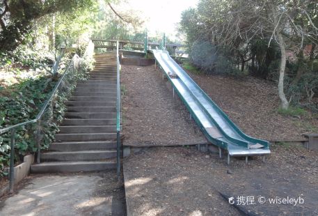 Esmeralda Slide Park