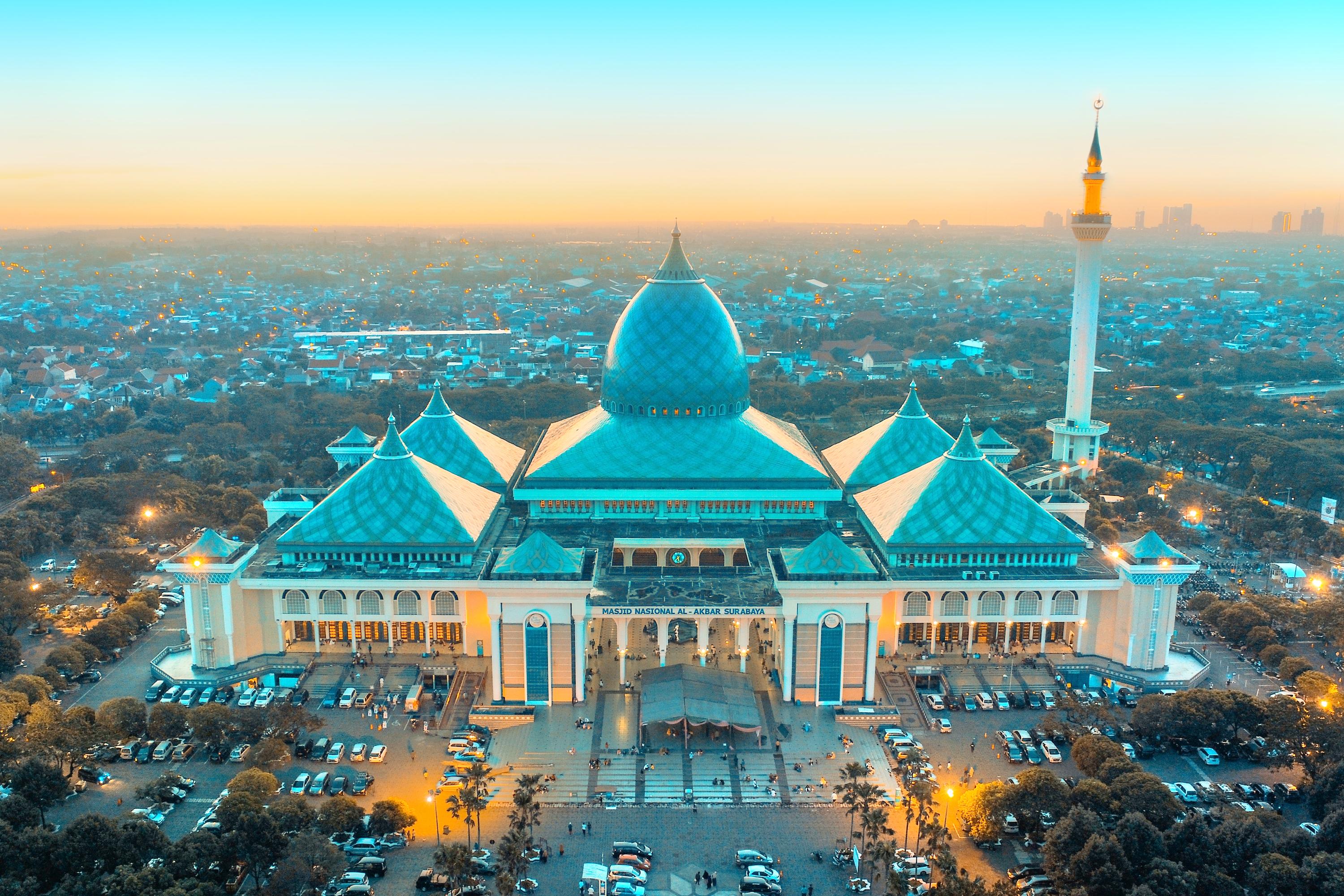 MASYAALLAH!!! 5++ DAFTAR MASJID TERBESAR YANG ADA DI INDONESIA