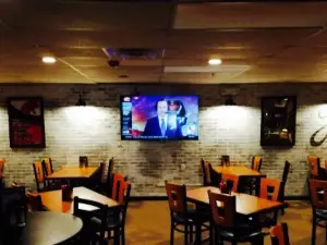 Legends Sports Bar And Grill