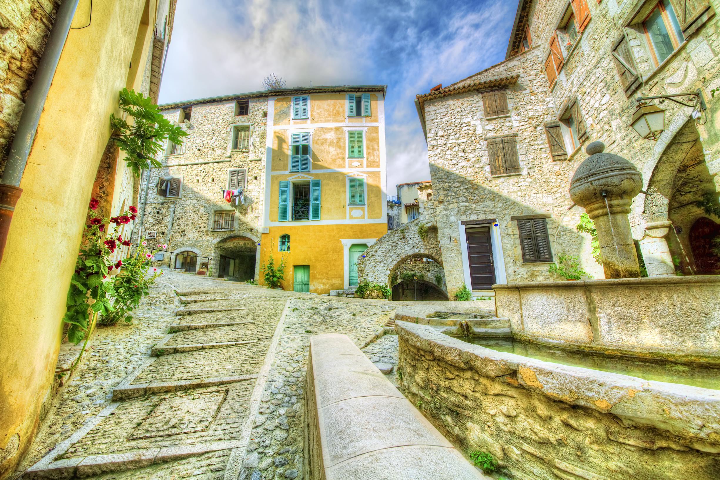 ニース ラスカリス宮 評判 案内 トリップドットコム