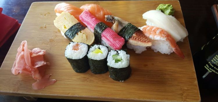 Hitomi Reviews Food Drinks In Vienna Trip Com