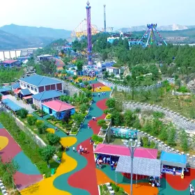Wulongshan Xiangshuihe Theme Park