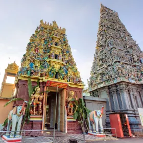 Old & New Kathiresan Kovil
