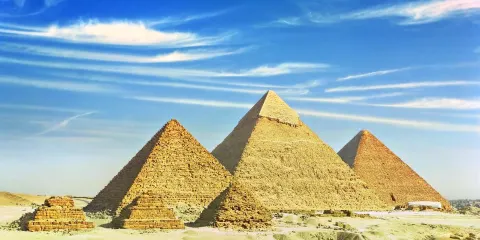 吉薩金字塔