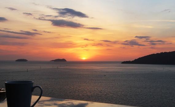 Sky Blu Bar Reviews Food Drinks In Sabah Kota Kinabalu Trip Com
