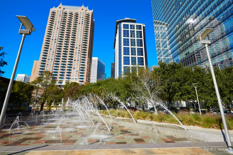 Discovery Green1